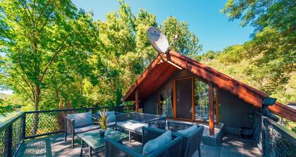 Antik River House