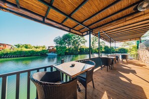 Restaurant - Antik River House (Sile)