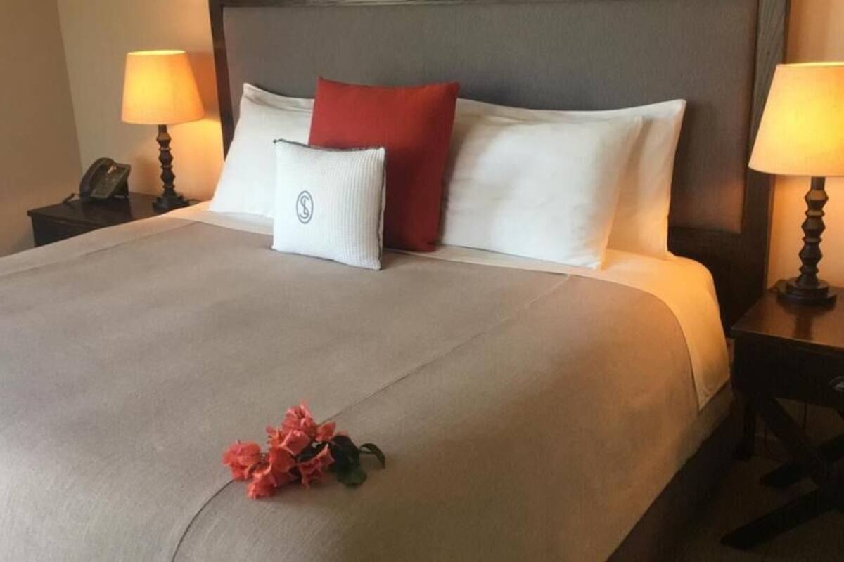 1 bedroom, minibar, in-room safe, desk