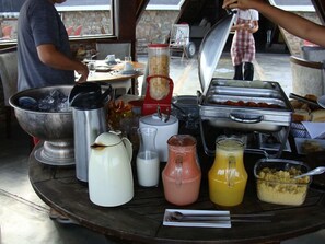 Petit déjeuner buffet compris tous les jours