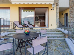 Outdoor dining - Belvedere by Interhome (Bellano)