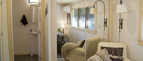 1 habitación, escritorio, tabla de planchar con plancha y wifi gratis