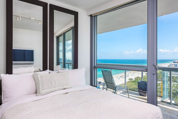 2 Schlafzimmer, Zimmersafe, Bügeleisen/Bügelbrett, WLAN