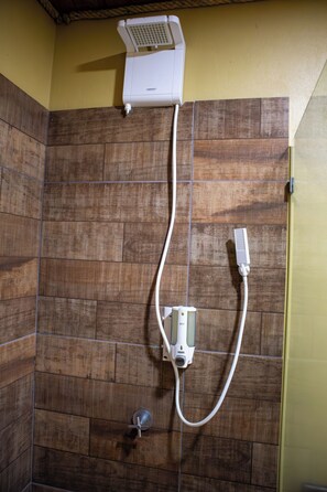 Towels, soap, shampoo, toilet paper