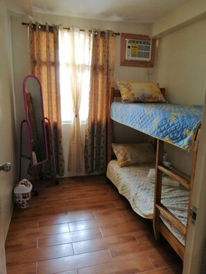 2 bedrooms, WiFi - Davao City Fully Furnished 2 BR Condominium (Buhangin)