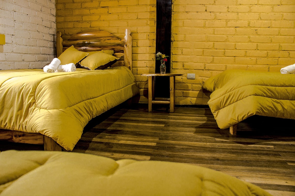 Standard Triple Room | Down comforters, free WiFi