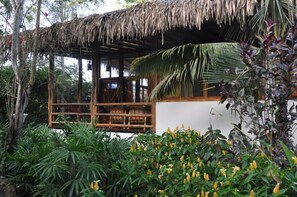 Family Cabin | Garden view