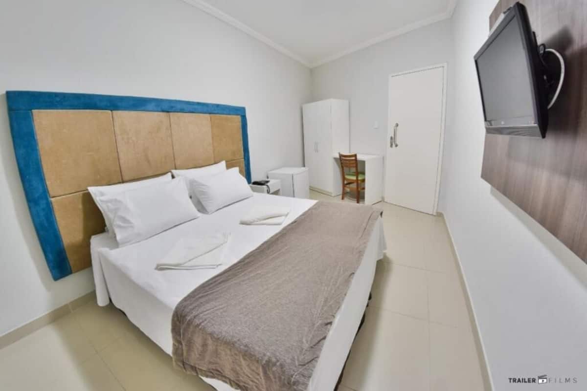 Standard Single Room, 1 Bedroom | 1 bilik tidur, meja, ruang kerja komputer riba, Wi-fi percuma