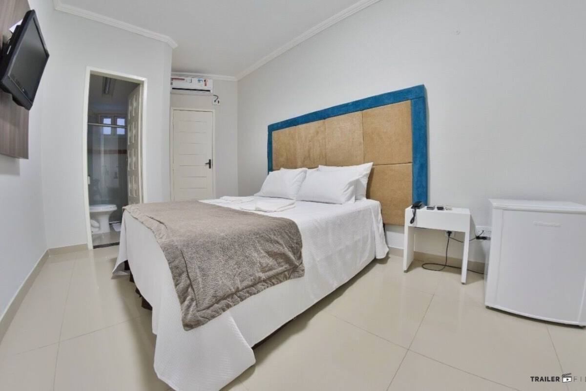 Desk, laptop workspace, free WiFi, bed sheets