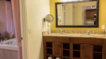 Deluxe Villa, 2 Bedrooms | Sinki Bilik Mandi