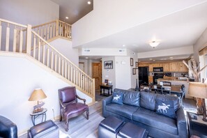 TV, fireplace, DVD player, stereo