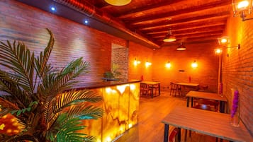 Bar (en la propiedad)