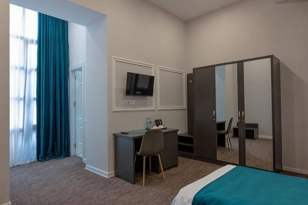 Ropa de cama de alta calidad, minibar, escritorio y insonorización