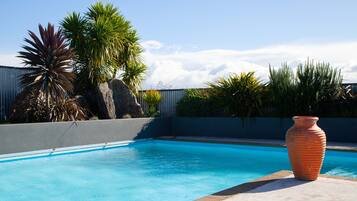 Outdoor pool, pool loungers