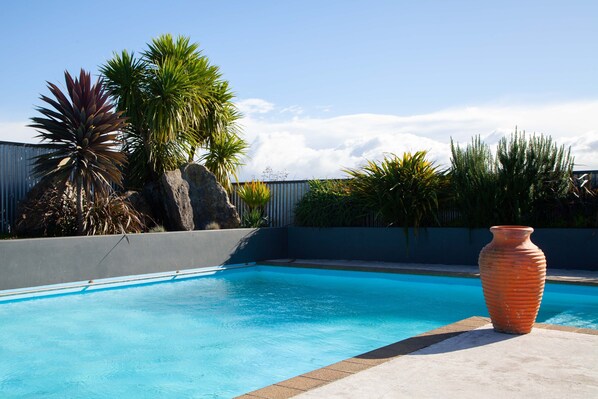 Outdoor pool, pool loungers