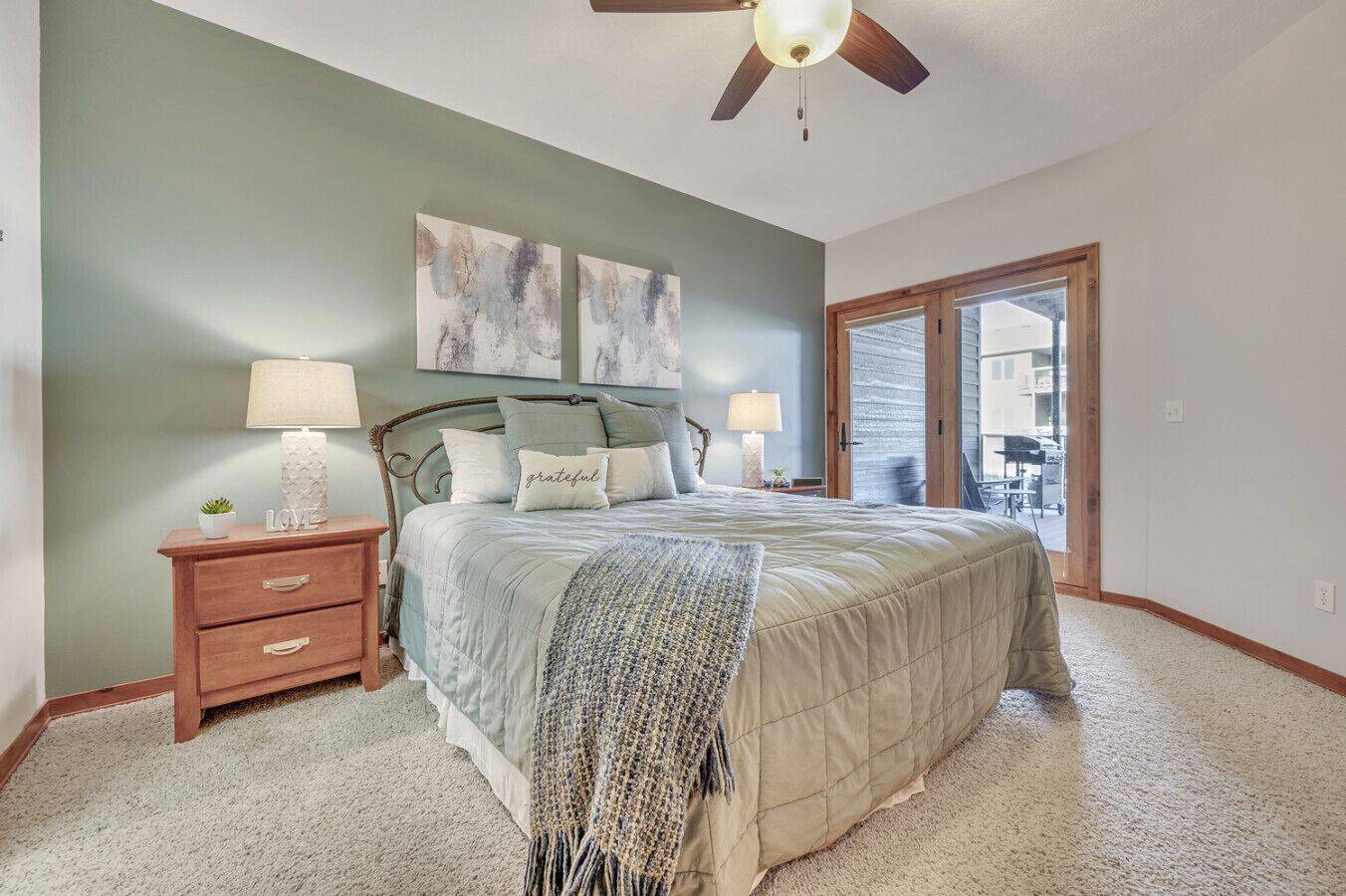 3 bedrooms, iron/ironing board, travel crib, free WiFi