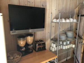 Interior - Mammoth Inn, Stndrd Queen H (Mammoth Lakes)