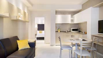 Appartement Familial | Coin séjour | Télévision LED de 42 pouces avec chaînes numériques, télévision