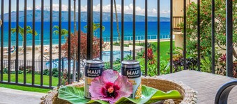 Gorgeous Ocean Views, Island Charm - Hololani B201- Beach gear included