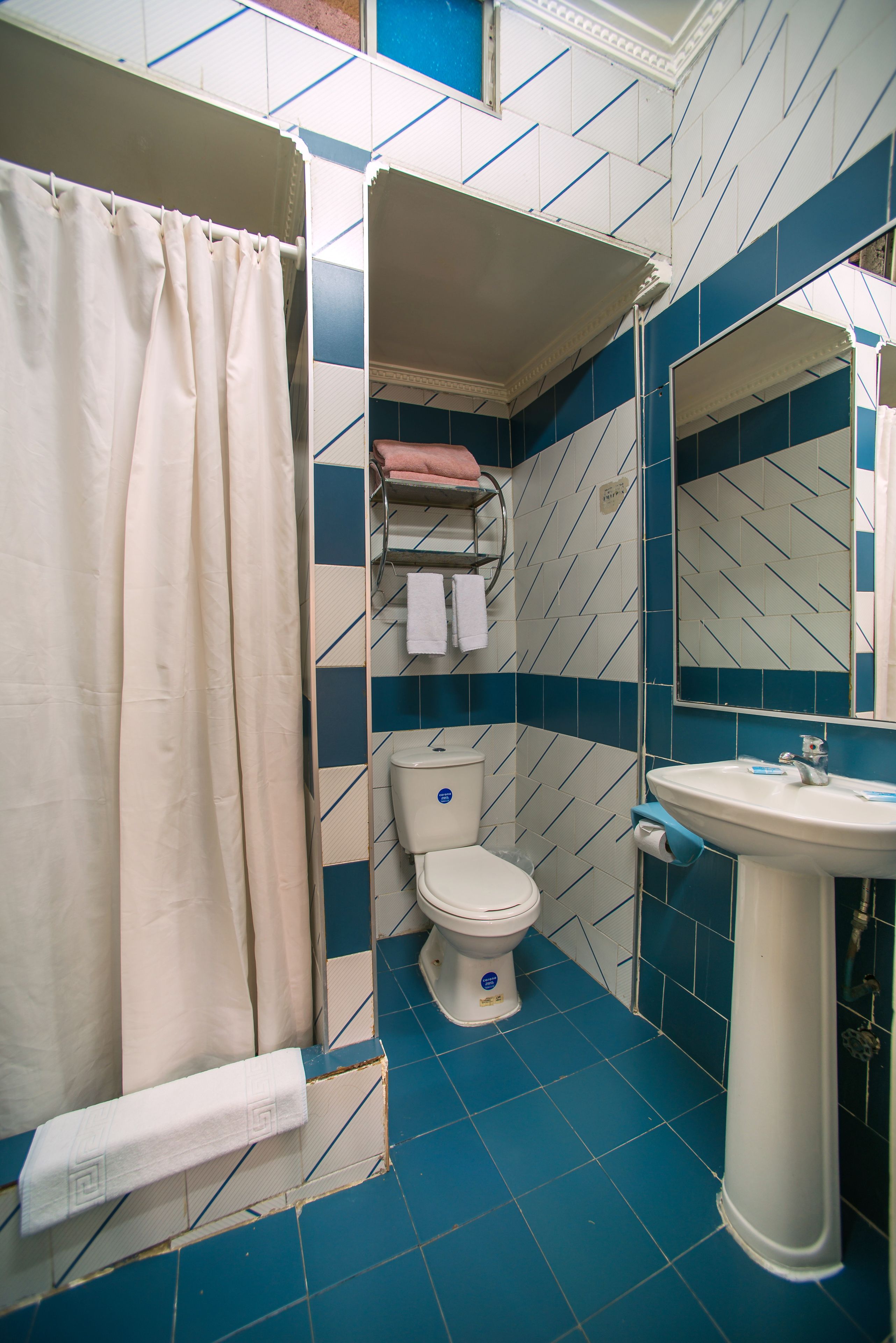 Foto - Hotel Sahara Inn