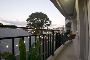 Property grounds - Lovely new apartment near Barigui Park with garage (Campina do Siqueira)