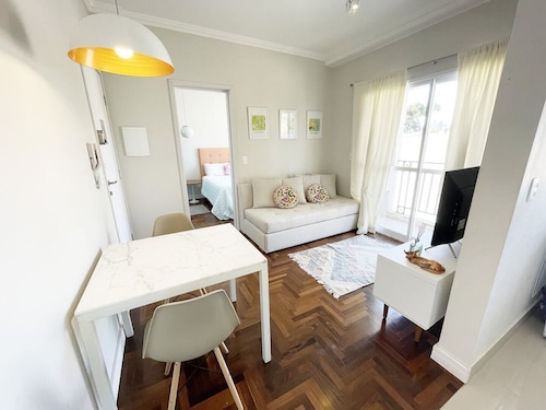 Lovely new apartment near Barigui Park with garage