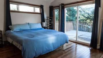 4 Schlafzimmer, Bügeleisen/Bügelbrett, Reisekinderbett, WLAN