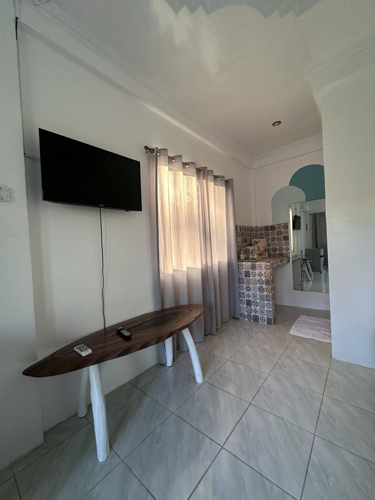 Queen Room with Balcony | Desk, free WiFi, bed sheets