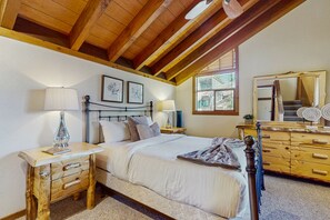 3 bedrooms, iron/ironing board, Internet, bed sheets