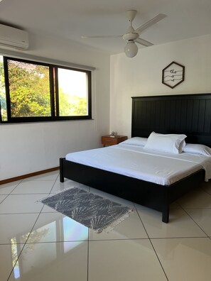 3 Schlafzimmer, Zimmersafe, Bügeleisen/Bügelbrett, kostenloses WLAN