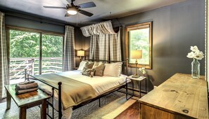 5 bedrooms, iron/ironing board, WiFi, bed sheets - On 7 Acres, Sleeps 16, HUGE Gameroom, Hot Tub, Near Slopes (Banner Elk)