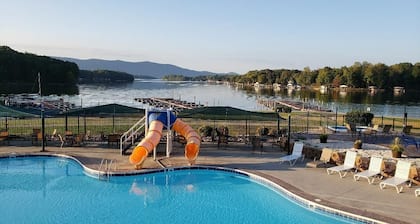 Suite Smith Mountain Lake