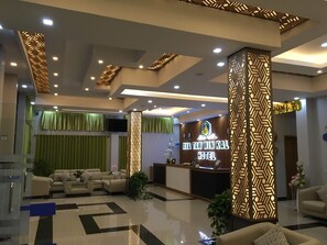 Front of property - Mya Taw Win Hotel (Kalaw)