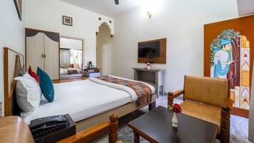 Deluxe A/C Room | Desk, iron/ironing board, free WiFi, bed sheets