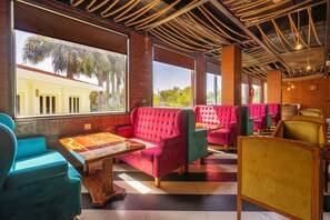 Bar (on property) - Hotel Chandrawati Palace (Abu Road)