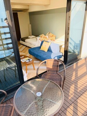 패밀리룸 (with terrace) | 테라스/파티오