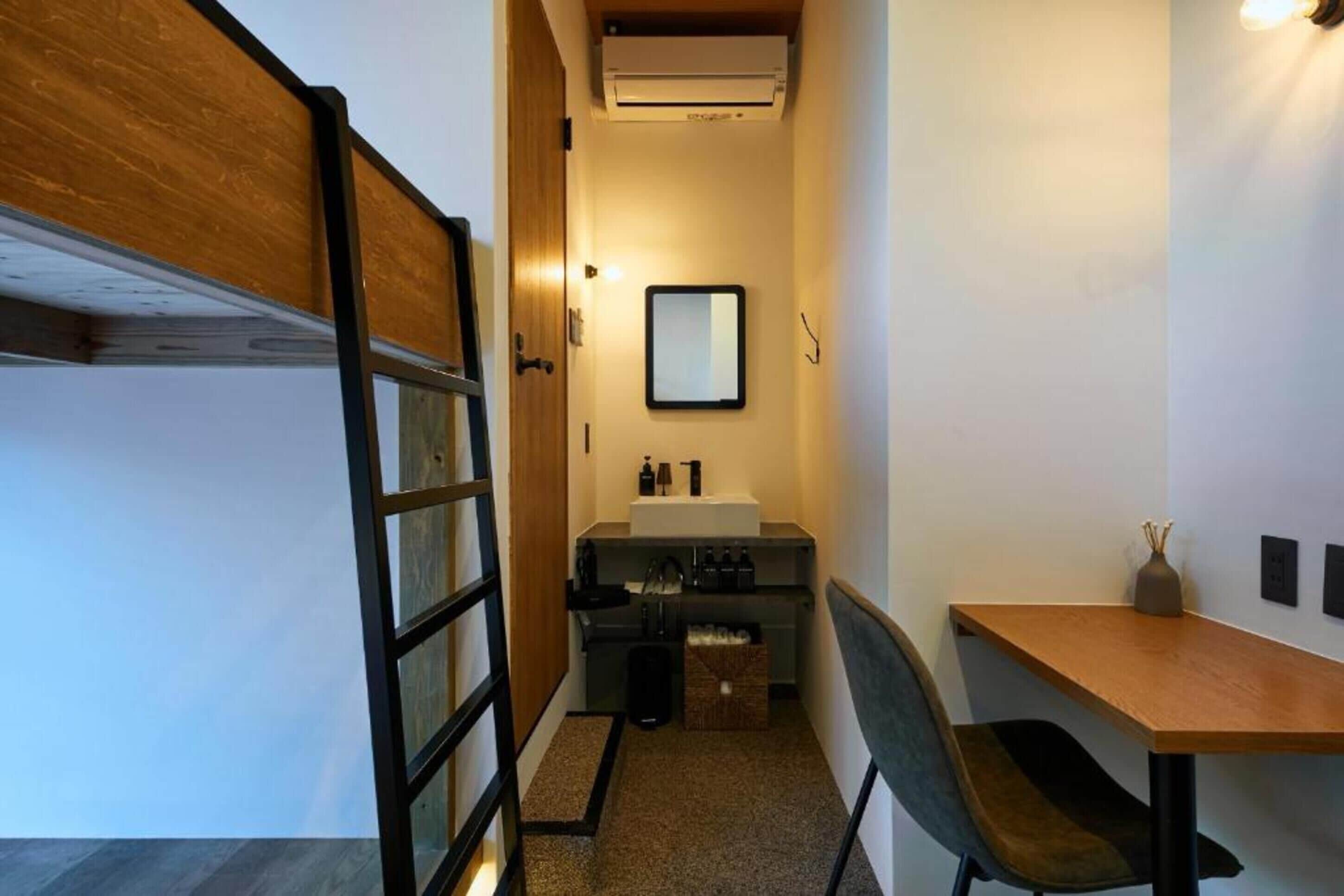 standard double room, 2 double beds, non smoking, river view | 1 bedroom, free wifi