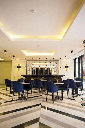 Bar (en la propiedad)