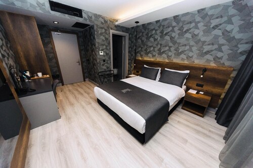 Emen's Otel