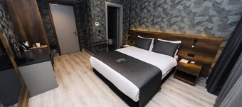 Emen's Otel