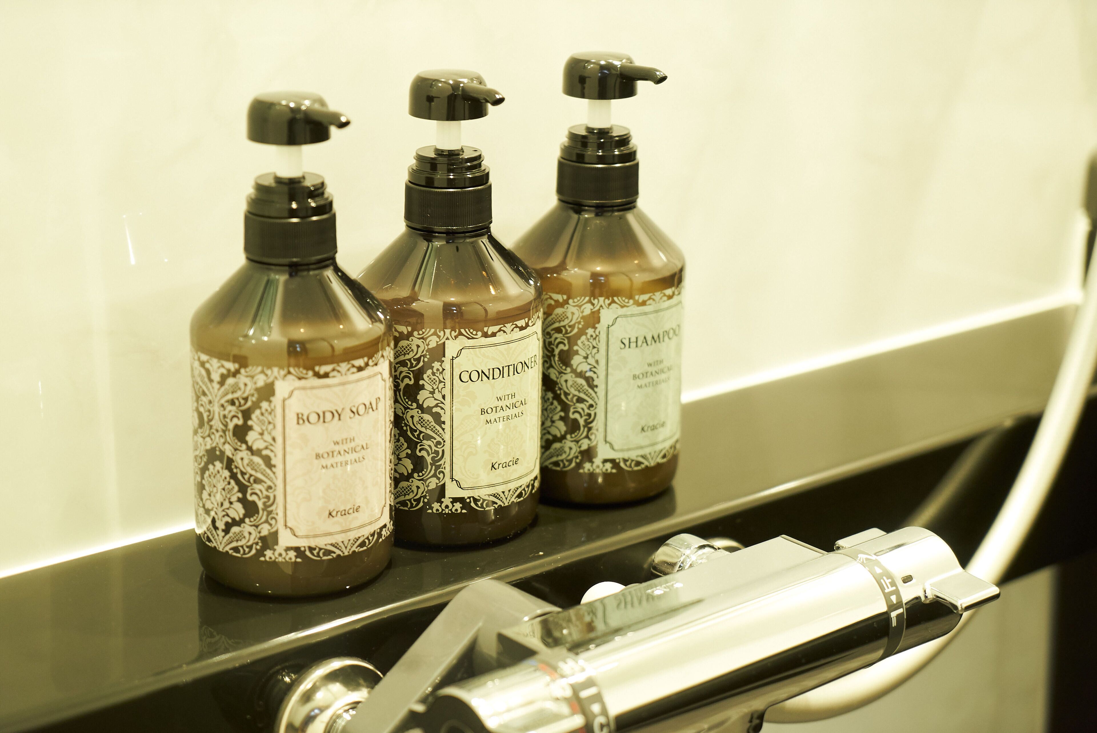 separate bathtub and shower, free toiletries, hair dryer, slippers