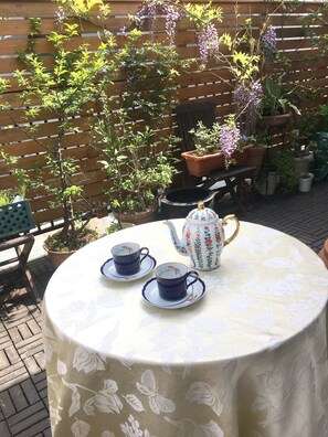 Buiten dineren