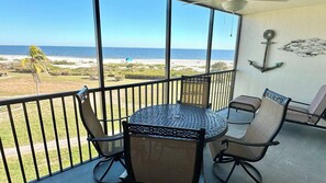 Unclassified image, 5 of 25, button