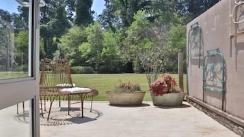 La Famillia | Terrace/patio