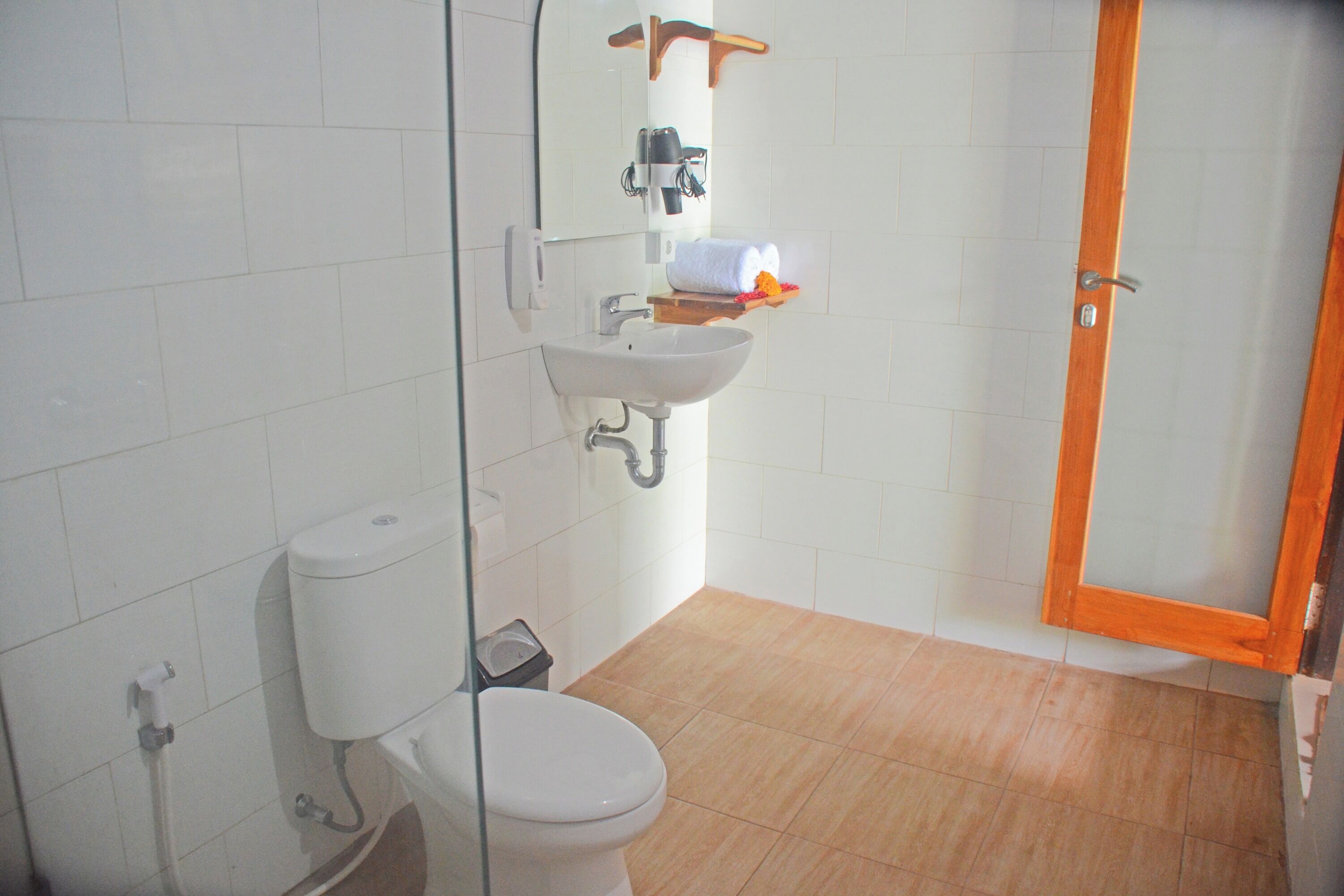 Photo - Mamaras Guest House