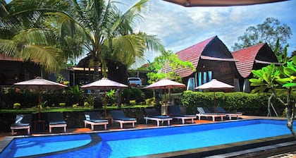 Mamaras Guest House
