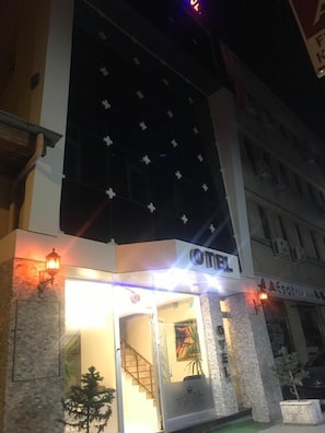 Front of property - evening/night