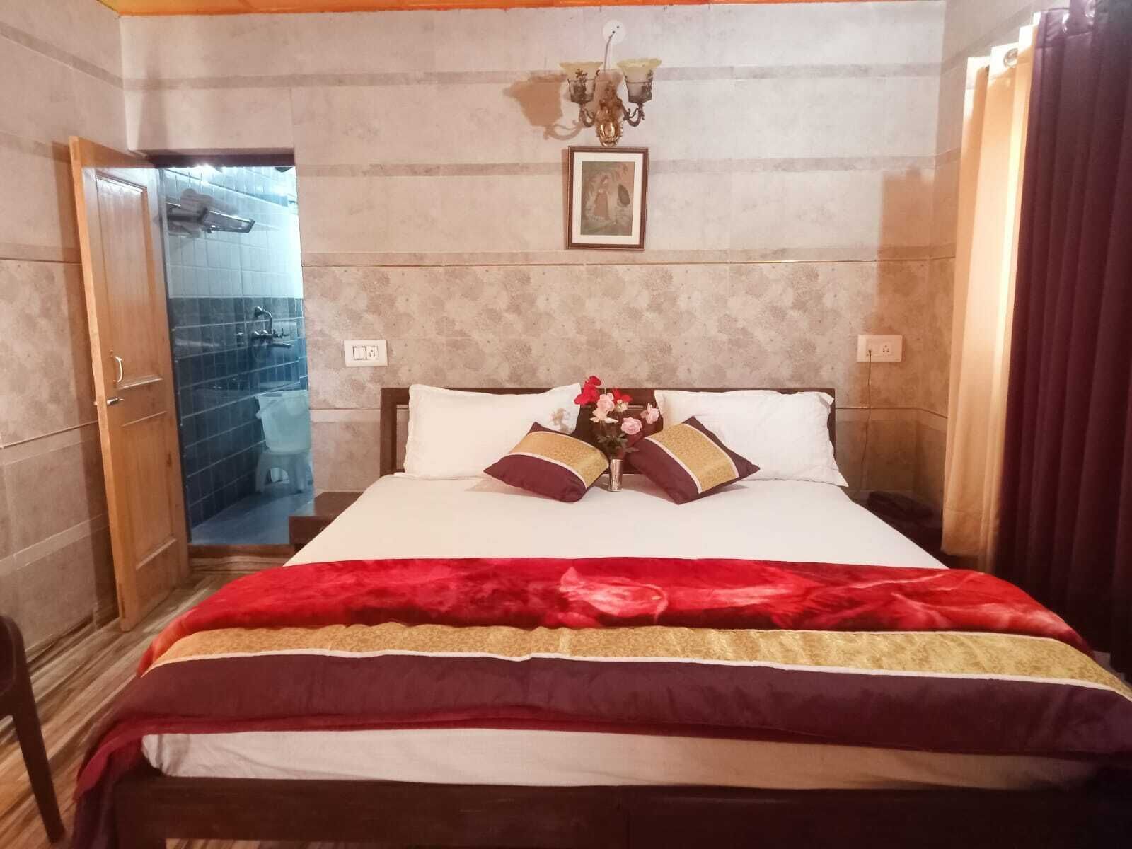 Ropa de cama de alta calidad y cortinas blackout 