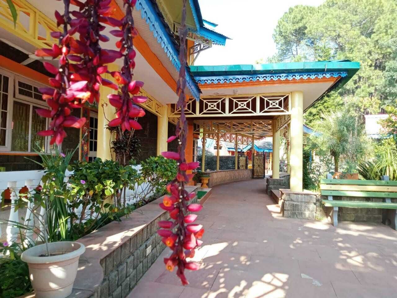 المنشأة من الخارج