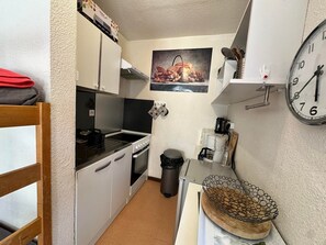 Refrigerador y microondas 